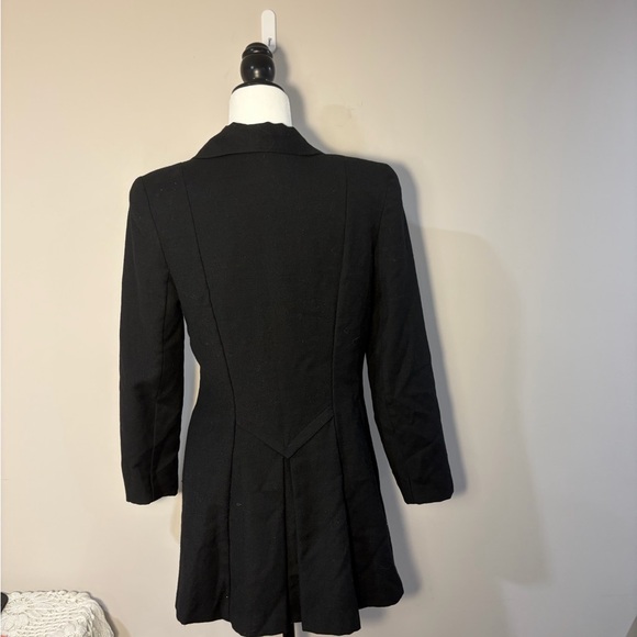 Elegant Black Women's Suit Jacket - Picture 2 of 3